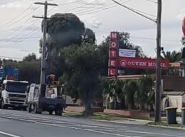 OUYEN MOTEL，位于Ouyen的酒店