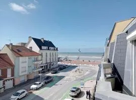 Duplex avec balcon à 2 min de la plage - FR-1-482-103