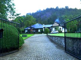 山丘度假屋，位于努沃勒埃利耶Royal Colombo Golf Club附近的酒店