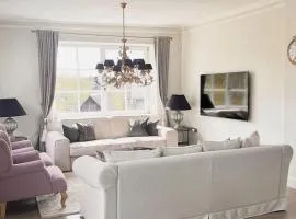 Amazing Riverside home/Kayaks&Sauna/Grill&Garden