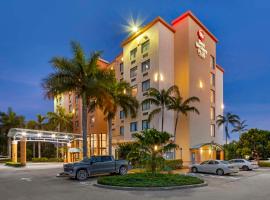 Best Western Plus Miami Executive Airport Hotel and Suites，位于肯代尔伦敦广场附近的酒店