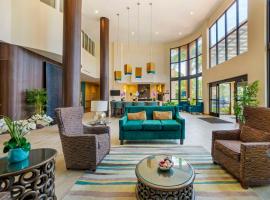 Best Western Plus Miami Executive Airport Hotel and Suites，位于肯代尔的酒店