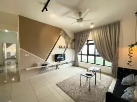Meridin Medini by WP Homestay