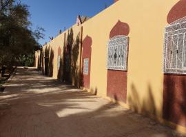 Gite DAR UL，位于Maarka的酒店