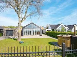 8 person holiday home in Odder-By Traum