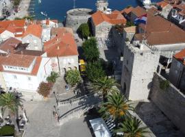 Apartment Punat，位于科尔丘拉Bishop's Treasury of Korčula附近的酒店
