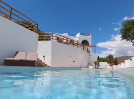 Casa A.Mar，位于拉斯内格拉斯的带泳池的酒店