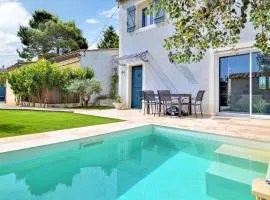 Gorgeous Home In Carpentras