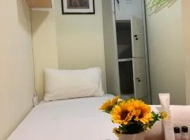 Single or Twin No Window Room With Sharing Bathroom and Toilet in Sandpiper Hotel