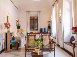 Nyara Fontainhas Panaji - Heritage villa Goa，位于帕纳吉的度假短租房