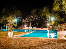 Mela Luxury Game Lodge，位于比勒陀利亚的酒店