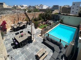 Id-dar Taz-zija Holiday Home including pool & garden，位于Siġġiewi的乡村别墅