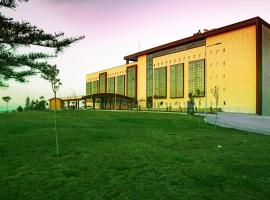 Lavanta Tepesi Hotel ve Spor Tesisleri，位于布尔杜尔的酒店