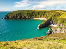 Manorbier House - Caldey Island Room，位于滕比的度假短租房