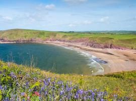 Manorbier House - St Anne's Room，位于滕比的度假短租房