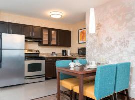 Residence Inn by Marriott Grand Rapids West，位于大急流城的酒店