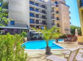 Sapphire Holiday Apartments
