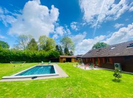 Charmante maison avec Piscine chauffée à 1h30 de Paris - Perche，位于Les Autels-Villevillon的酒店