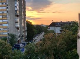 Lovely 1-bedroom condo with available parking