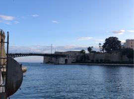 Downtown Lodge Museum，位于塔兰托的酒店