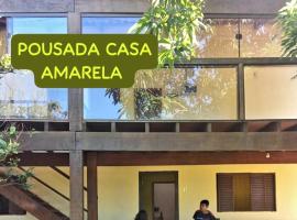 POUSADA CASA AMARELA，位于沙帕达-杜斯吉马朗伊斯的酒店