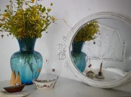 LEMONELIA, one big,4-5 people and one small apartment ,2-3 people