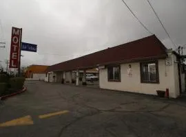Starlite Motel