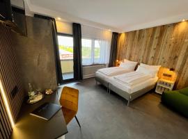 JUNIPRO Hotel Schinderhannes，位于魏斯基兴的酒店