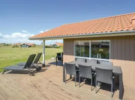 Gorgeous Home In Væggerløse With Sauna