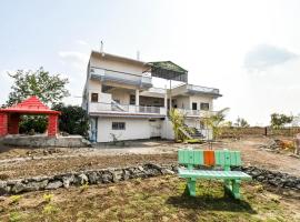 SPOT ON Hotel The Mountain View，位于Khuldābād的酒店