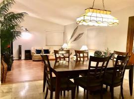 Pool House in Tropical Miami，位于迈阿密的酒店