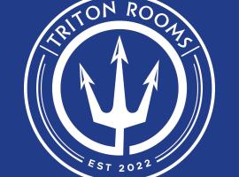 Triton Rooms，位于哈尔基斯埃吉欧斯尼古拉斯体育中心附近的酒店