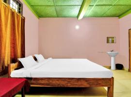 Collection O 83100 Hills N Lakes Resort，位于Hatikhuli的酒店