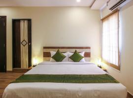 Treebo Address Inn, Banjara Hills，位于海得拉巴的酒店