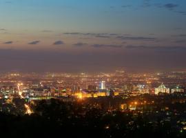 Panorama Hills，位于阿拉木图的乡村别墅