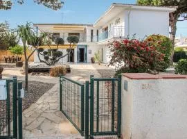 7 Bedroom Gorgeous Home In Torredembarra