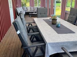 Värmlandsnäs Valdersrud Stenröse，位于赛夫勒的酒店