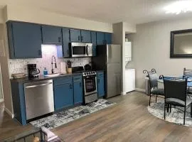 Newly Remodeled Lover’s Luxury Condo with Upgrades