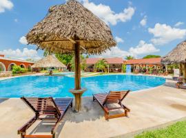 Hacienda Inn Aeropuerto，位于梅里达国际机场 - MID附近的酒店