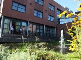 迈德雷赫特马里肯兰酒店