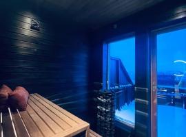 Holiday home with sauna in the Arctic Caribbean, Tromsø，位于特罗姆瑟的别墅