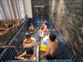 HOMESTAY WEE INN JB，位于新山的度假园