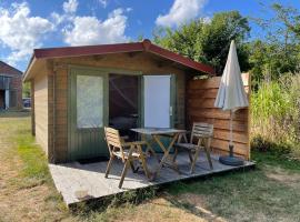 VierVaart Veldhuisje MOS，位于赫鲁德的豪华帐篷