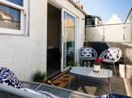 Tucked Away - Seaside Home in Anstruther Sleeps 6，位于安斯特拉瑟的酒店