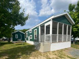 Jellystone Park at Delaware Beaches，位于米尔福德的度假屋