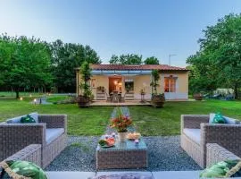 Villa Bassotta, a Charming Cottage