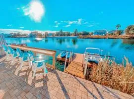 SaltwaterPool- GameRoom -Tropical Sunsets - Kayaks - Fishing