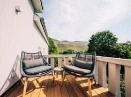 Gut Försterlay - Exklusive Boutique Apartments im historischen Winzerhaus direkt an der Mosel，位于鲁斯尼希的公寓