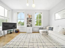 Victorian Flat with Great Views of London，位于West Dulwich的酒店