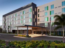 Courtyard by Marriott Winter Haven，位于温特黑文博克塔花园附近的酒店